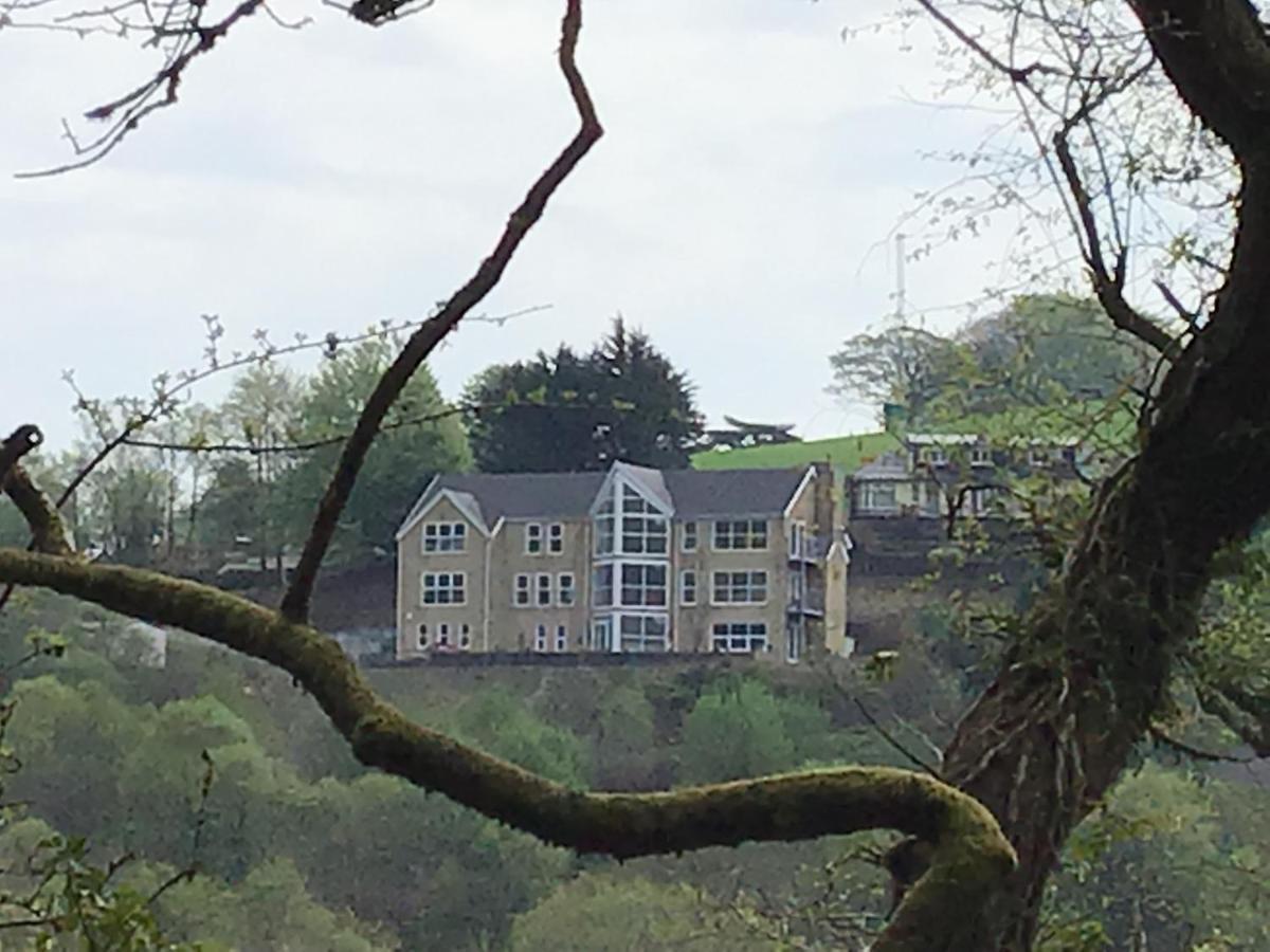Rowan House Bed Breakfast Main House & Self Contained Self Catering Apartment Cymmer エクステリア 写真