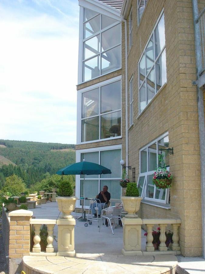 Rowan House Bed Breakfast Main House & Self Contained Self Catering Apartment Cymmer エクステリア 写真