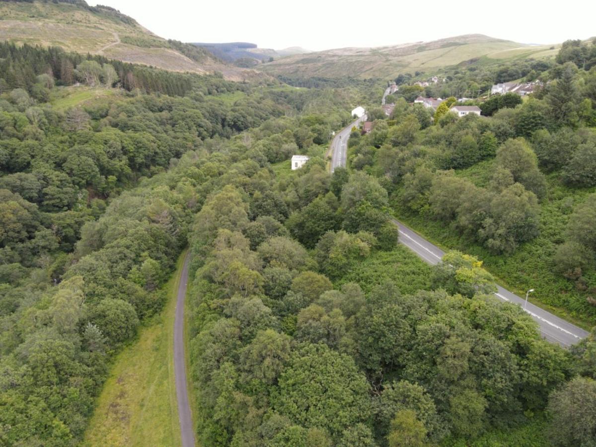 Rowan House Bed Breakfast Main House & Self Contained Self Catering Apartment Cymmer エクステリア 写真