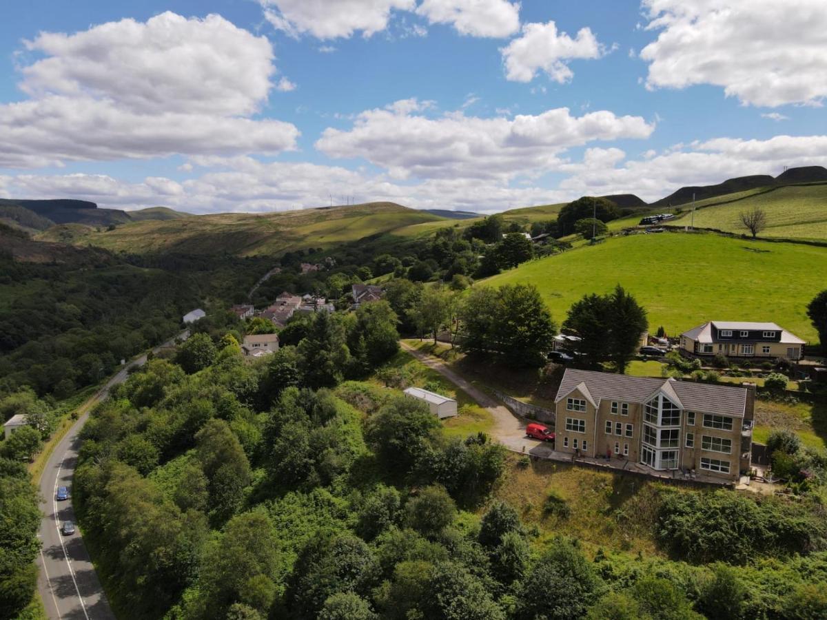 Rowan House Bed Breakfast Main House & Self Contained Self Catering Apartment Cymmer エクステリア 写真