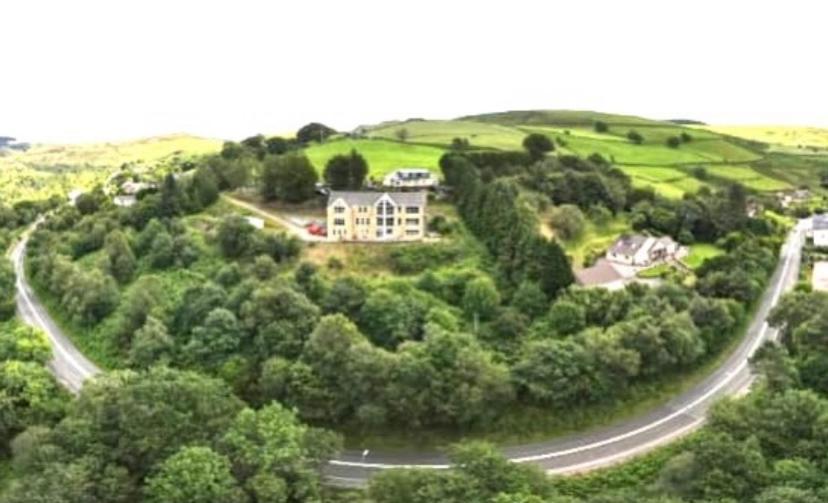 Rowan House Bed Breakfast Main House & Self Contained Self Catering Apartment Cymmer エクステリア 写真